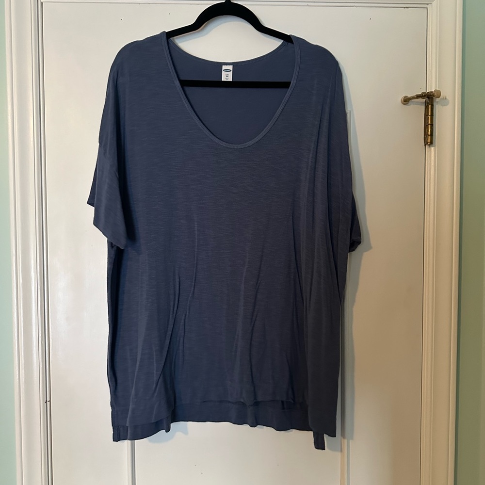 Blue Old Navy Scoop Neck Luxe T-Shirt